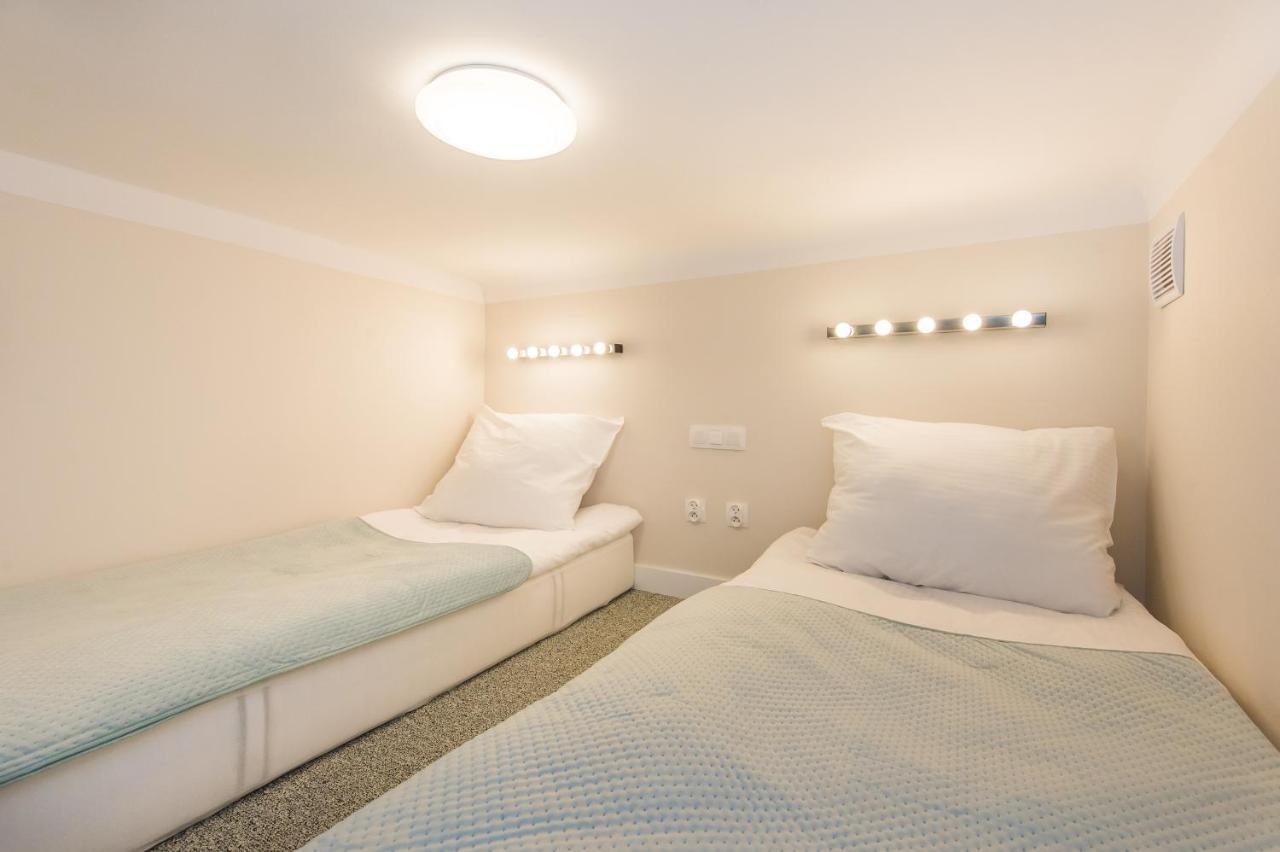 Bliss Apartments พอซนาน ภายนอก รูปภาพ